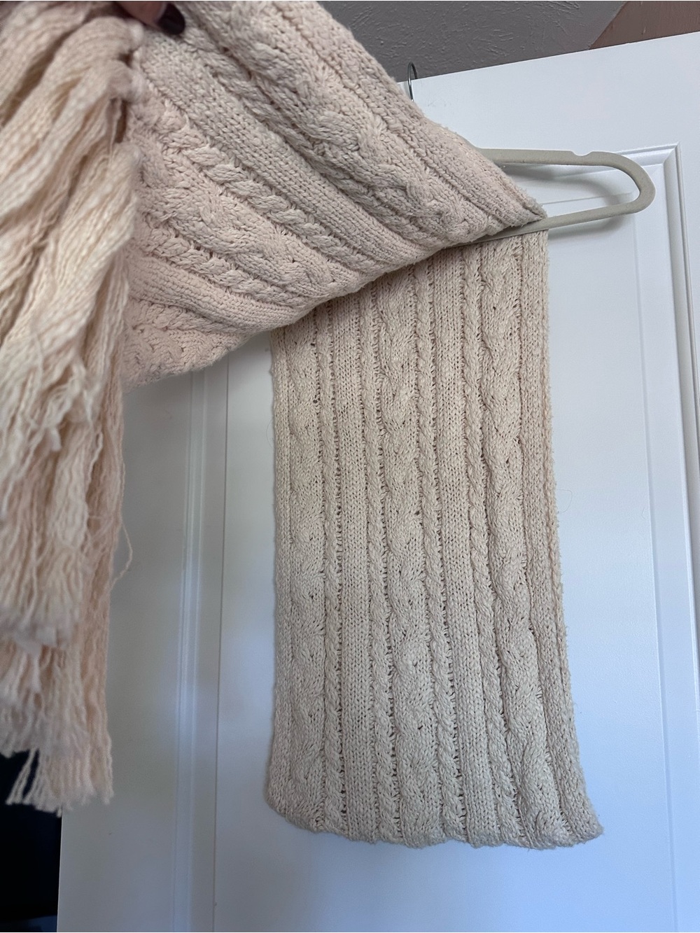 NWOT Spell Yellowstone scarf in ivory - Picture 3 of 3